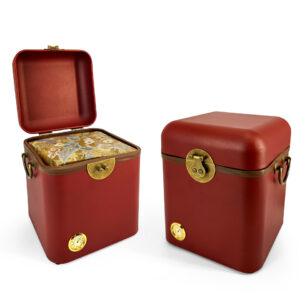 Festive red hinged square tin cans luxury wedding gift boxes