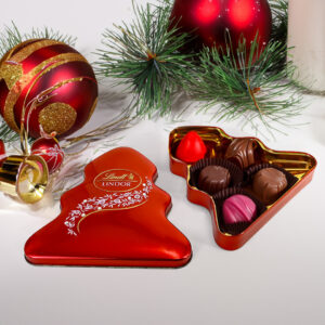 Tree shaped container store Christmas tins for chocolates