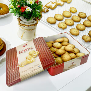Royal castle traditional butter cookies tin box